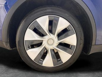 Tesla Model Y (Dual Motor) Long Range 4WDE (384 bhp) - HEATED STEERING