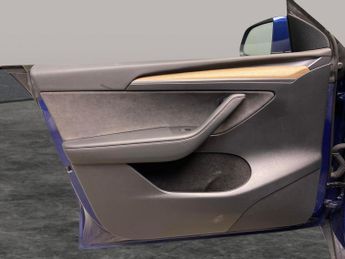 Tesla Model Y (Dual Motor) Long Range 4WDE (384 bhp) - HEATED STEERING