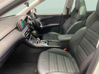 MG Mg Hs 1.5 T-GDI Exclusive DCT (162 ps) - NAV - BLIND SPOT ASSIST - LAN