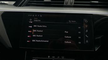 Audi e-tron 50 Technik quattro 71.2kWh (11kW Charger) (313 ps) - ADJUSTABLE 