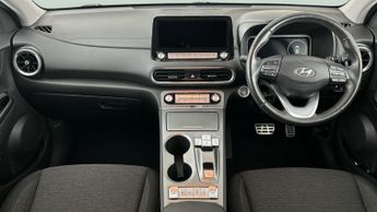 Hyundai Kona 64kWh Premium (10.5kW Charger) (204 ps) - HEATED SEATS - HEATED 