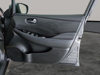 Nissan Leaf 40kWh N-Connecta (150 ps) - 360 CAM - LED - REVERSE CAM