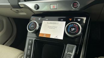 Jaguar I-PACE 400 90kWh Black 4WD (400 ps) - HEATED STEERING - LANE DEPARTURE 