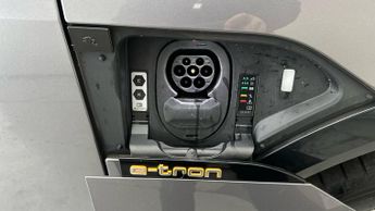 Audi e-tron 50 Technik quattro 71.2kWh (11kW Charger) (313 ps) - ADJUSTABLE 