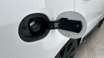 Land Rover Range Rover Sport 2.0 P400e 13.1kWh HSE GPF Plug-in 4WD (404 ps) - CLIMATE CONTROL