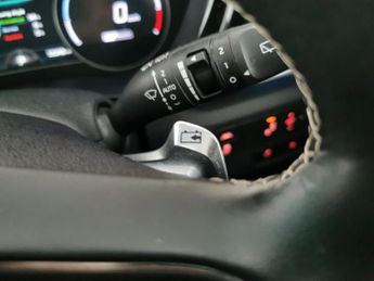 Kia Niro 64kWh 4+ (201 bhp) - LED - REVERSE CAM - NAV