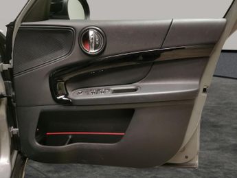 Mini Countryman 1.5 10kWh Cooper SE Classic Plug-in ALL4 (222 ps) - LED - NAV