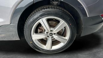 Audi e-tron 50 Technik quattro 71.2kWh (11kW Charger) (313 ps) - ADJUSTABLE 