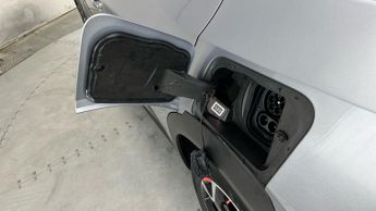 Vauxhall Mokka Electric 50kWh GS Line (136 ps) - HEATED STEERING - LANE DEPARTURE  - BLU