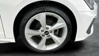 Audi A3 1.5 TFSI 35 S line Sportback S Tronic (150 ps) - DRIVING MODES