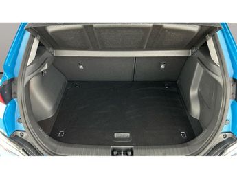 Hyundai Kona 64kWh Premium (10.5kW Charger) (204 ps) - HEATED SEATS - HEATED 