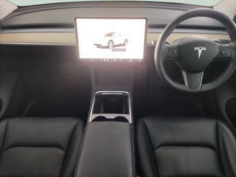 Tesla Model Y (Dual Motor) Long Range 4WDE (384 bhp) - REVERSE CAM - SAT NAV -