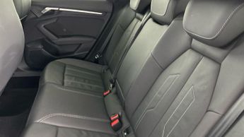 Audi A3 1.5 TFSI 35 S line Sportback S Tronic (150 ps) - DRIVING MODES