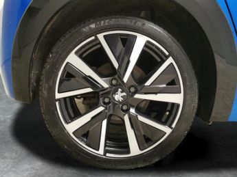 Peugeot E-208 50kWh GT (7.4kW Charger) (136 ps) - REVERSE CAM - NAV - BLUETOOT