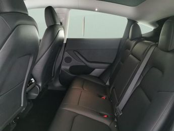 Tesla Model Y SUV RWD (346 ps) - 360 CAM - LED - REVERSE CAM
