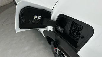 Vauxhall Mokka Electric 50kWh GS Line (136 ps) - HEATED STEERING - LANE DEPARTURE  - BLU