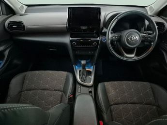 Toyota Yaris Cross 1.5 VVT-h Excel E-CVT (116 ps) - REVERSE CAM - HEATED SEATS - NA