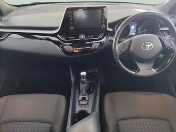 Toyota C-HR 1.8 VVT-h GPF Icon CVT (122 ps) - CRUISE - CLIMATE CONTROL - 17I