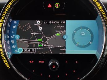 Mini Electric Hatch Cooper SE 32.6kWh Level 2 (184 ps) - HEATED SEATS - INTERIOR LIG