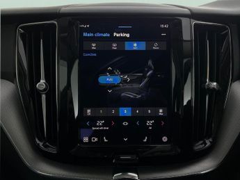 Volvo XC60 2.0h T6 Recharge 18.8kWh Core Plug-in AWD (350 ps) - CARPLAY - P