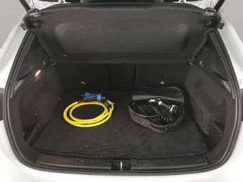 Mercedes-Benz EQA EQA 300 66.5kWh AMG Line (Premium) 4MATIC (228 ps) - ADAPTIVE LI