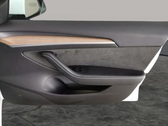 Tesla Model 3 (Dual Motor) Long Range 4WDE (346 ps) - PARK ASSIST - LED - HEAT