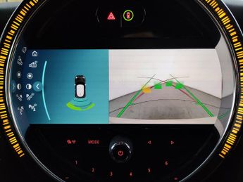 Mini Electric Hatch Cooper SE 32.6kWh Level 2 (184 ps) - HEATED SEATS - INTERIOR LIG