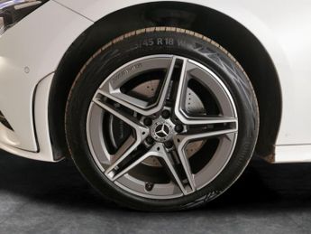 Mercedes-Benz CLA 1.3 CLA250e 15.6kWh AMG Line (Premium Plus) Coupe Plug-in 8G-DCT
