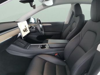 Tesla Model Y (Dual Motor) Long Range 4WDE (384 bhp) - ACTIVE LANE ASSIST