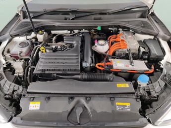 Audi A3 40 TFSI e S Line S Tronic[C+S] [17 inch Alloy] - B&O AUDIO - PAR