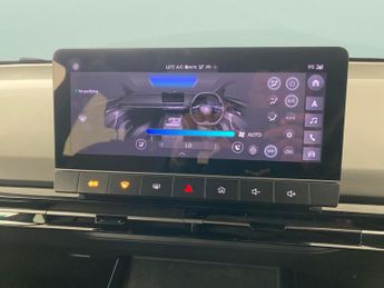 MG Mg4 64kWh Trophy Long Range (203 ps) - HEATED STEERING - BLIND SPOT 