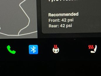 Tesla Model Y (Dual Motor) Long Range 4WDE (384 bhp) - HEATED STEERING - WIFI