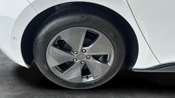 Cupra Born 58kWh V1 (204 ps) - ISOFIX - DAYTIME RUNNING LIGHTS