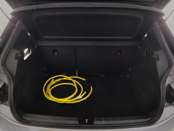 Volkswagen ID.3 Pro 58kWh Life (145 ps) - SAT NAV - HEATED STEERING - COMFORT PA