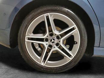 Mercedes-Benz A Class 1.3 A180 AMG Line (Executive) 7G-DCT (136 ps) - HEATED LEATHER