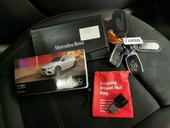 Mercedes-Benz A Class 1.3 A180 AMG Line (Executive) 7G-DCT (136 ps) - HEATED LEATHER