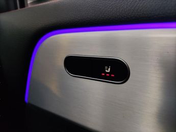 Mercedes-Benz EQA EQA 250+ 70.5kWh AMG Line (Premium) (190 ps) - HEATED SEATS - NA