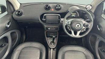 Smart Fortwo 17.6kWh Exclusive Cabriolet (22kW Charger) (82 ps) - BLUETOOTH -