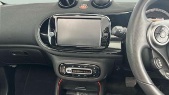 Smart Fortwo 17.6kWh Exclusive Cabriolet (22kW Charger) (82 ps) - BLUETOOTH -