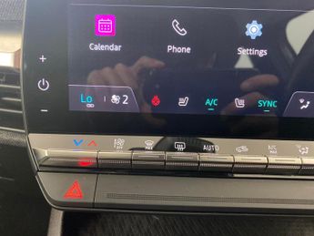 Renault Megane E-tech 60kWh equilibre (optimum charge) (220 ps) - LED - REVERSE CAM