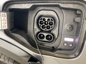 Renault Megane E-tech 60kWh equilibre (optimum charge) (220 ps) - LED - REVERSE CAM