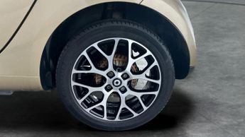 Smart Fortwo 17.6kWh Exclusive Cabriolet (22kW Charger) (82 ps) - BLUETOOTH -