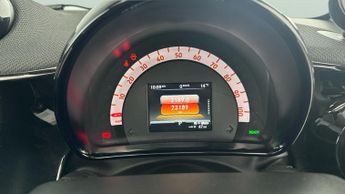 Smart Fortwo 17.6kWh Exclusive Cabriolet (22kW Charger) (82 ps) - BLUETOOTH -