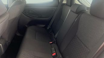 Toyota Yaris 1.5 VVT-h Design E-CVT (116 ps) - BLUETOOTH - AIR CON - DAB