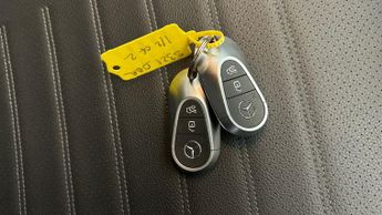 Mercedes-Benz C Class 2.0 C300e 25.4kWh AMG Line Plug-in G-Tronic+ (313 ps) - HEATED L