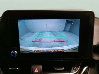 Toyota C-HR 1.8 VVT-h GPF Design CVT (122 ps) - LED - REVERSE CAM - NAV