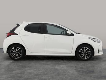 Toyota Yaris 1.5 VVT-h Design E-CVT (116 ps) - BLUETOOTH - AIR CON - DAB