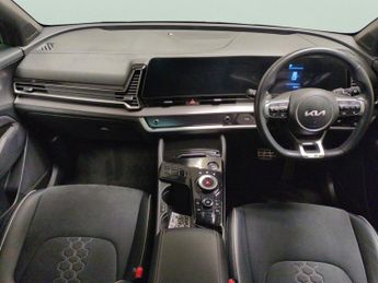 Kia Sportage 1.6 h T-GDi GT-Line (226 bhp) - LANE DEPARTURE  - LANE FOLLOWING