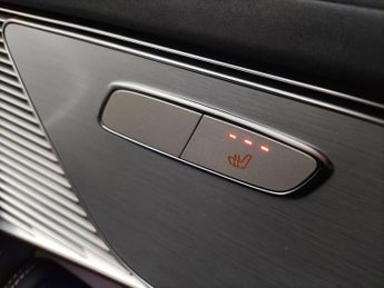 Mercedes-Benz EQC EQC 400 80kWh Sport 4MATIC (408 ps) - HEATED LEATHER - COMFORT P