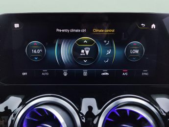 Mercedes-Benz EQA EQA 250+ 70.5kWh AMG Line (Premium) (190 ps) - HEATED LEATHER